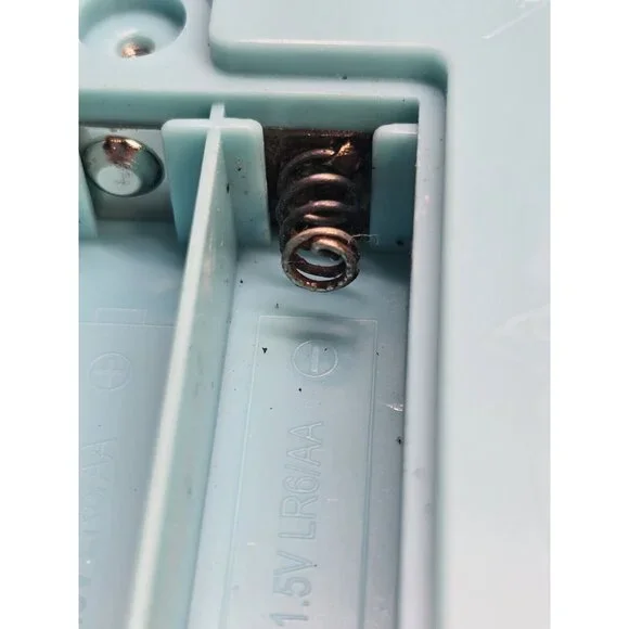 Bratz Talking Cloe Fashion Doll With Base- Base Issues- Read Description - Picture 15 of 16